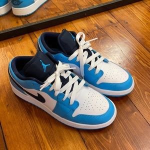 Air Jordan 1 low powder blue 4.5Y 6 women’s